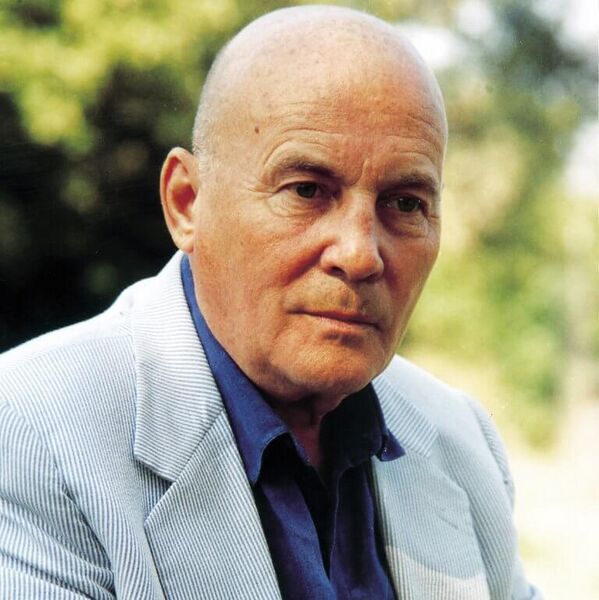 پرونده:Henze, Hans Werner.jpg
