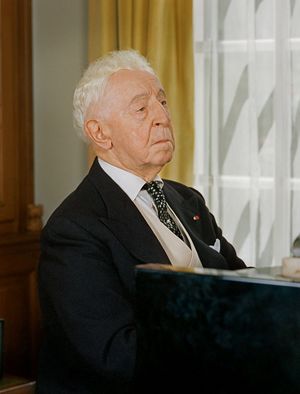 22141600- 2.jpg
