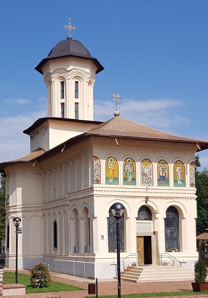 پرونده:کلیسای سنت جان باپتیست.jpg