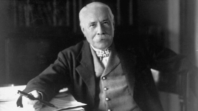 پرونده:Elgar, Edward.jpg