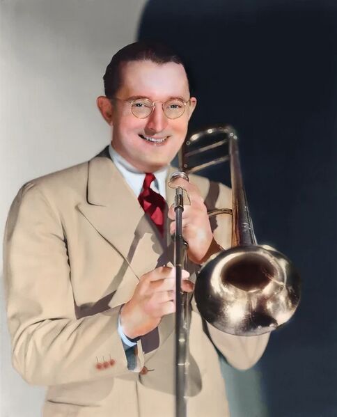 پرونده:Tommy Dorsey.jpg