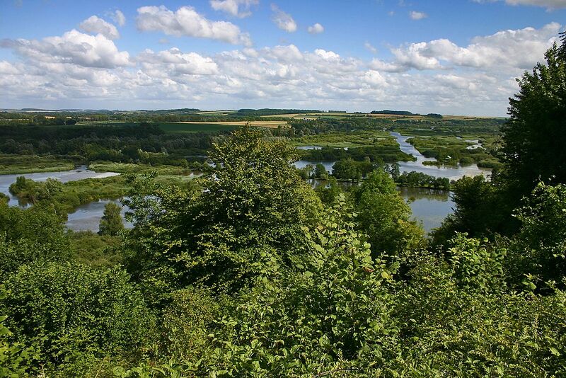 پرونده:Eclusier-Vaux (Somme), belvédère de Vaux.jpg