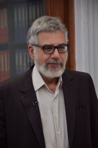 پرونده:2042151750.jpg