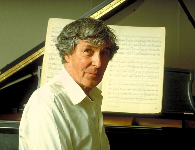 پرونده:Tippett, Michael.jpg