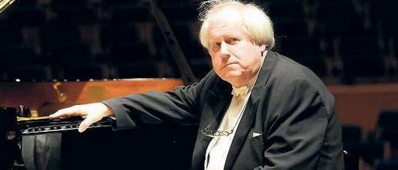 پرونده:Grigory Sokolov.jpg