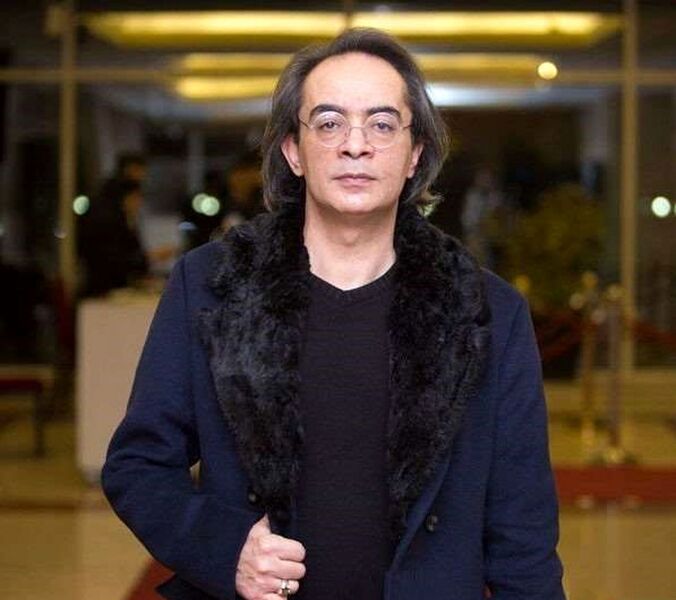 پرونده:کارن+همایونفر.jpg