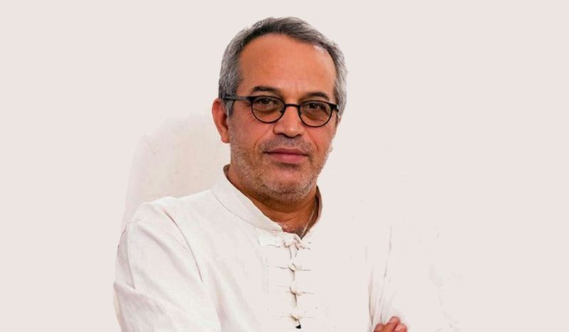 پرونده:2042151585.jpg