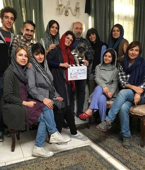 پرونده:2042166882-3.jpg