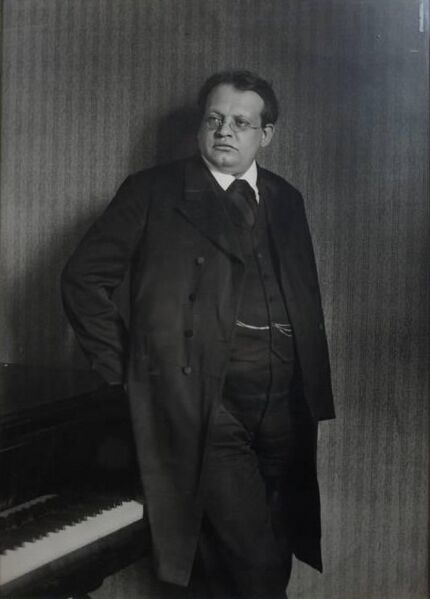 پرونده:Reger, Max.jpg