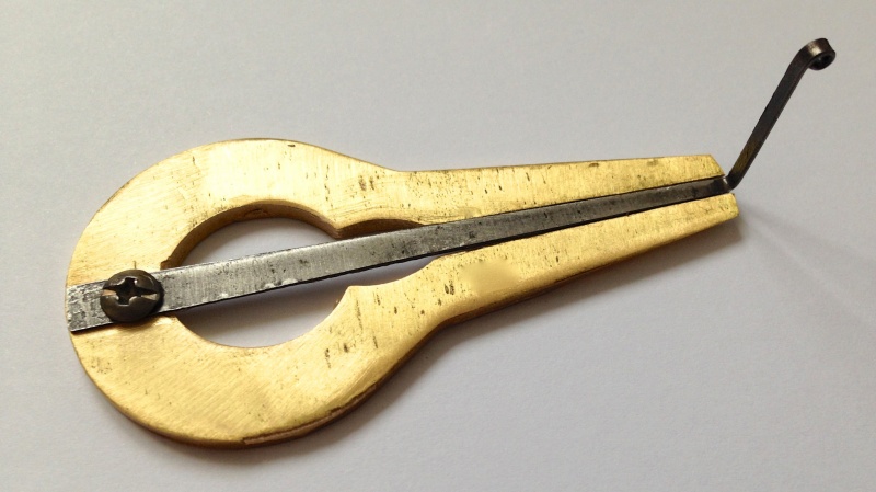 پرونده:زنبورک (jews Harp).jpg