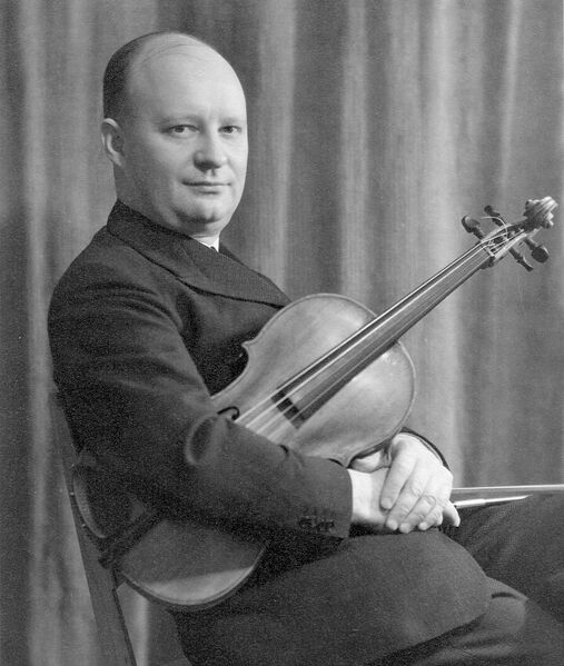 پرونده:Hindemith, Paul.jpg