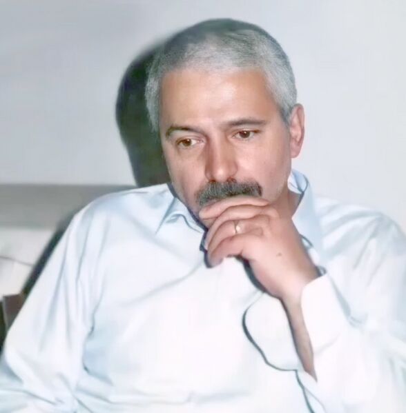 پرونده:فرهاد-مهراد-.jpg