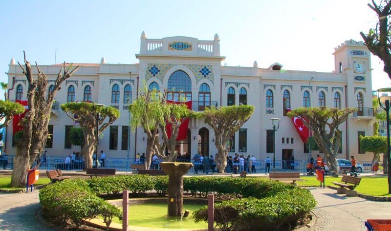 پرونده:ساختمان دادگستری اسکندرون.jpg