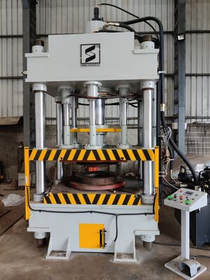 38443500- 5.jpg
