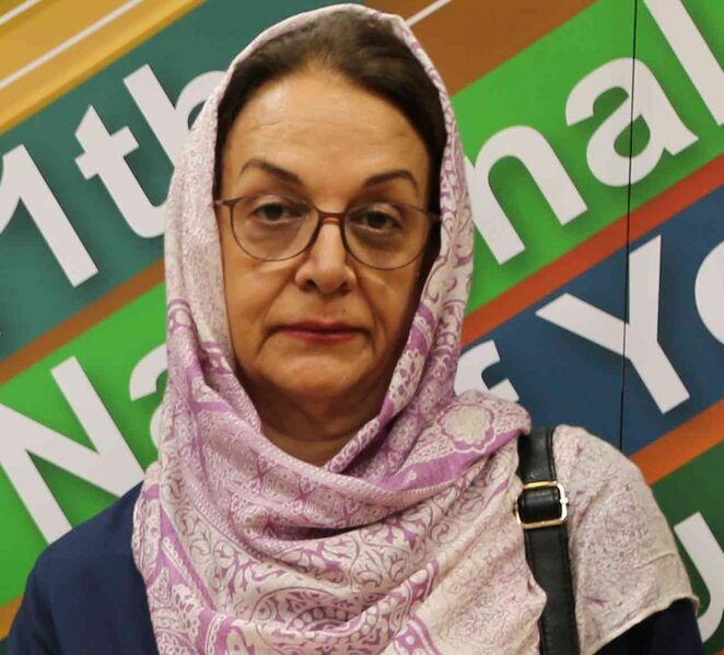 پرونده:مینا افتاده2.jpg