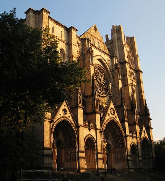 پرونده:StJohnTheDivineWilliamPorto.jpg
