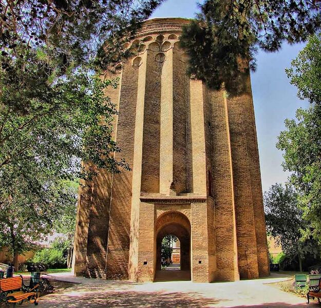 پرونده:رازی، معماری.jpg