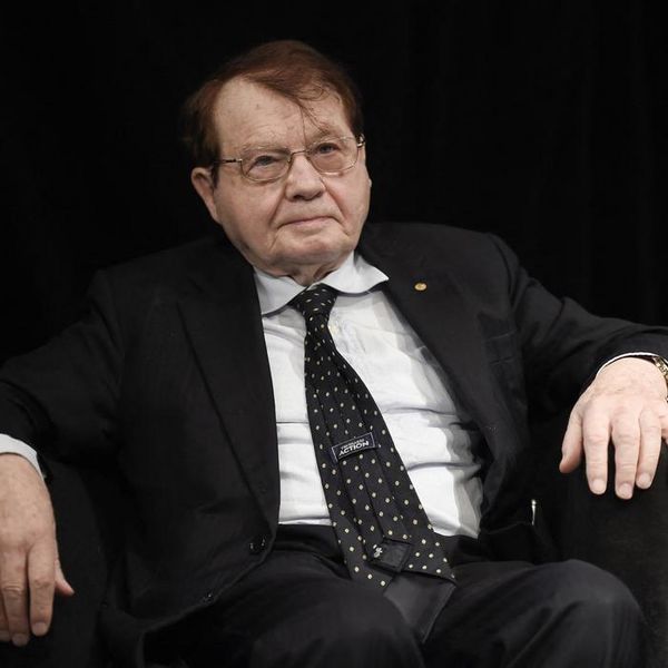 پرونده:38525300- 2.jpg