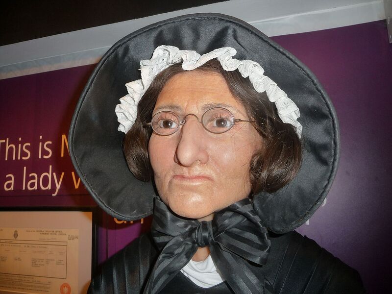 پرونده:Tussaud-Madame-Tussauds-London.jpg