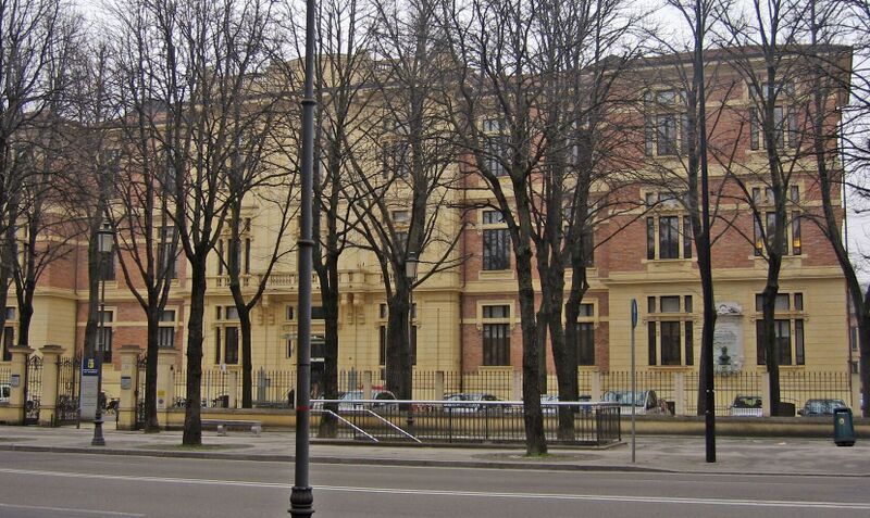 پرونده:13026500-1.jpg