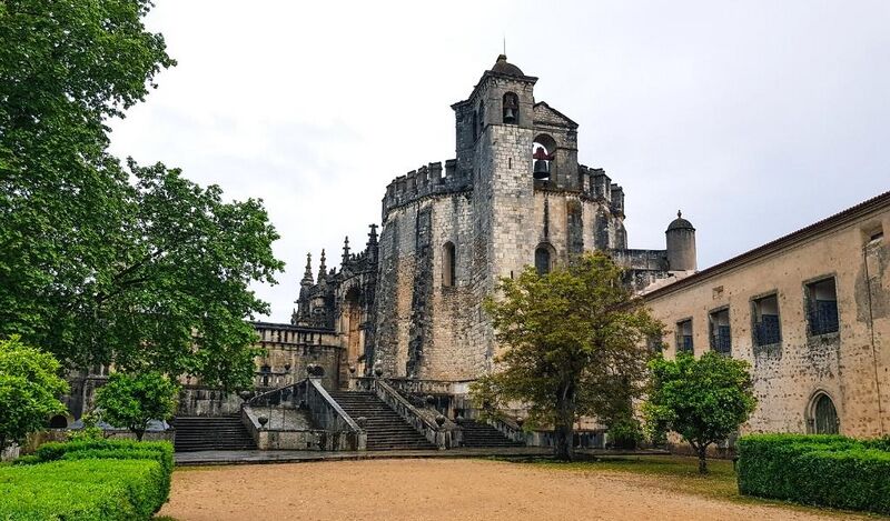 پرونده:Convent of Christ (Tomar).jpg