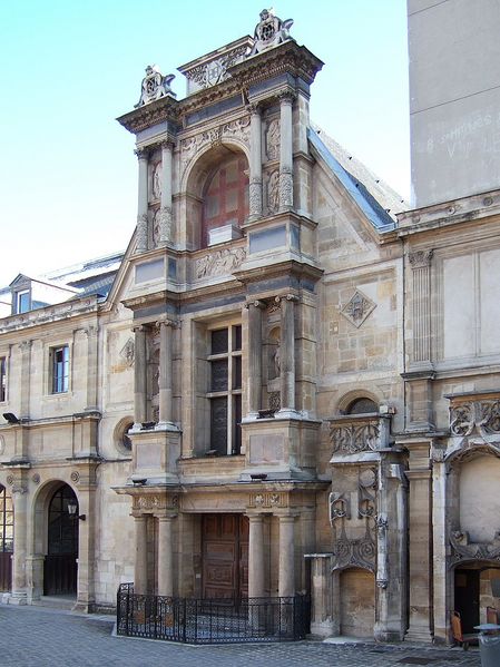پرونده:Kapelle ensba paris 02.jpg