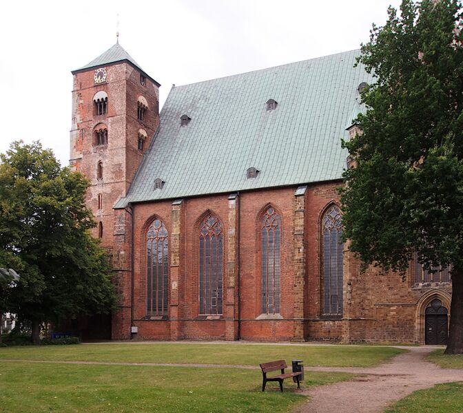 پرونده:Verden Dom .jpg