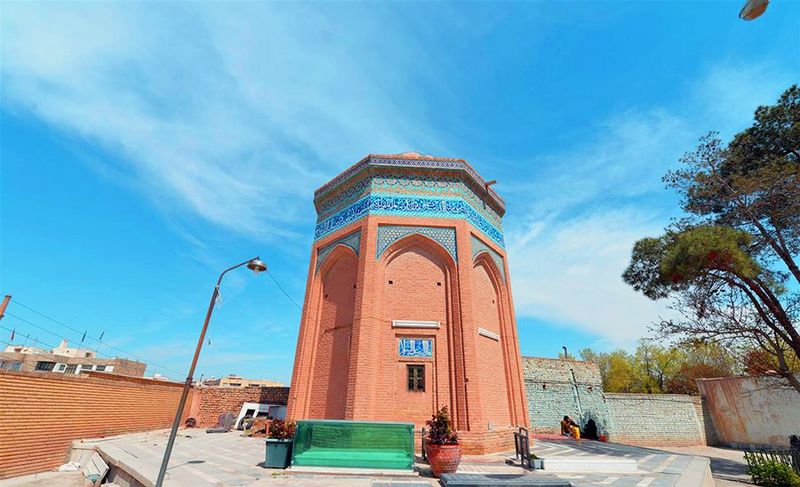 پرونده:2042163914.jpg