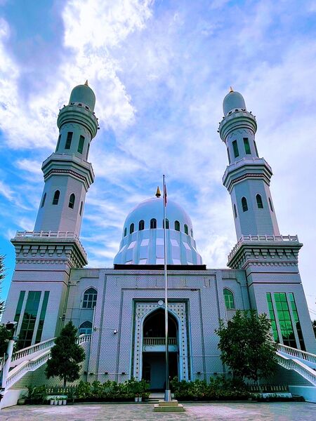 پرونده:35379400.jpg