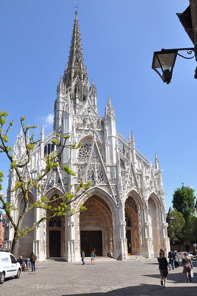 پرونده:Church of Saint-Maclou (France).jpg