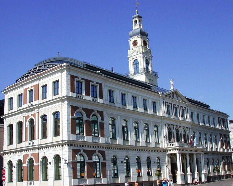 پرونده:The town hall Riga Latvia.jpg