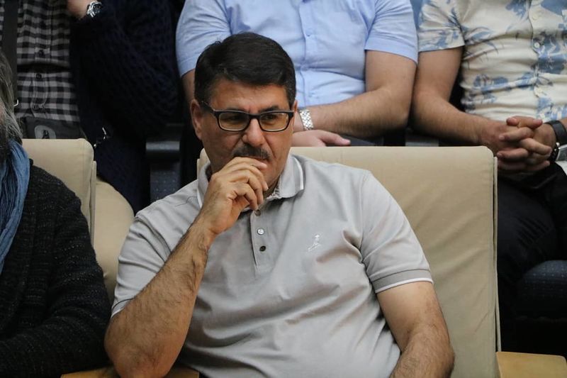پرونده:2042150005 2.jpg