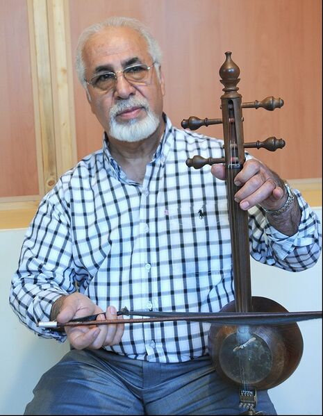 پرونده:مهدی آذرسینا1.jpg