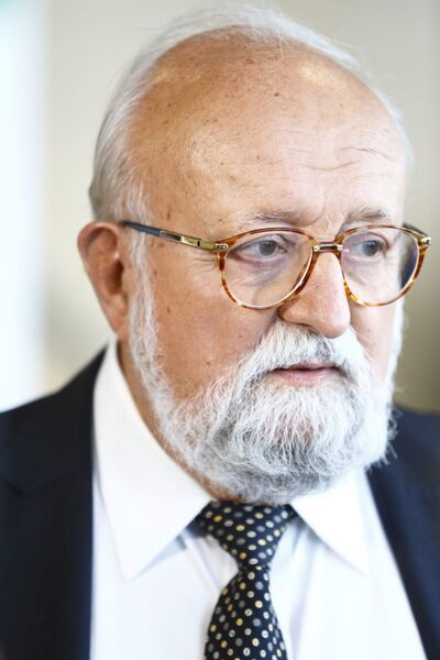 پرونده:Penderecki, Krzysztof.jpg